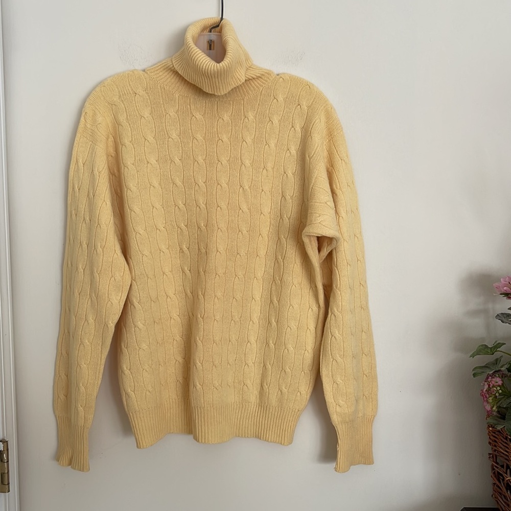 Ralph Lauren Cashmere Blue Label Cable Turtleneck Sweater Size M - Picture 4 of 7